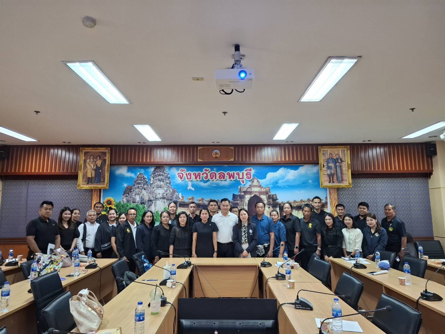 อำเภอเมืองลพบุรี โดยสำนักงานพัฒนาชุมชนอำเภอเมืองลพบุรี ร่วมประชุมคณะกรรมการเครือข่ายกองทุนแม่ของแผ่นดินจังหวัดลพบุรี ครั้งที่ 2/2568