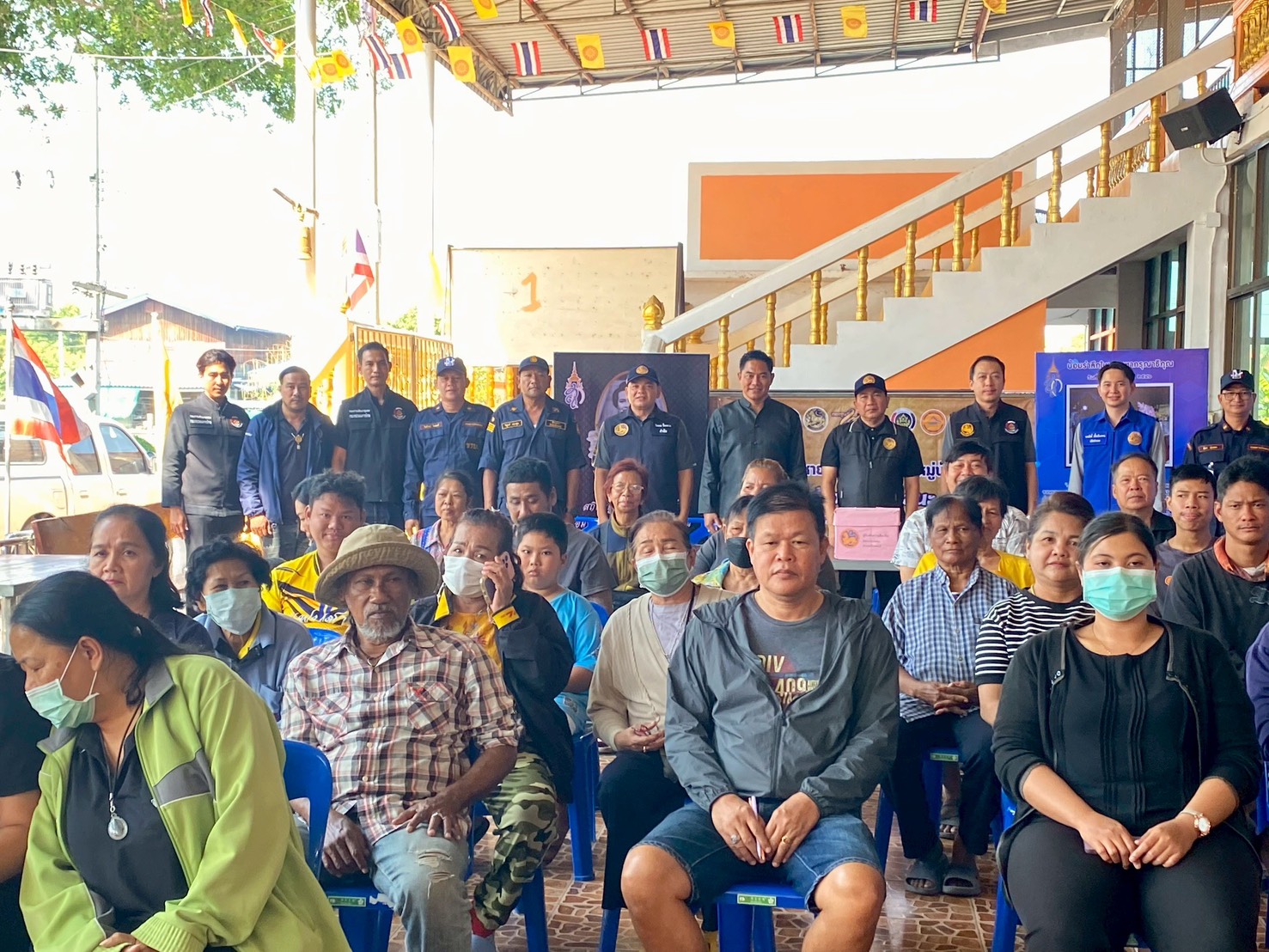 อำเภอเมืองลพบุรี โดยสำนักงานพัฒนาชุมชนอำเภอเมืองลพบุรี ร่วมขับเคลื่อนโครงการแก้ไขปัญหายาเสพติดในพื้นที่หมู่บ้าน/ชุมชน "ก้าวชัด เก้าชนะ"