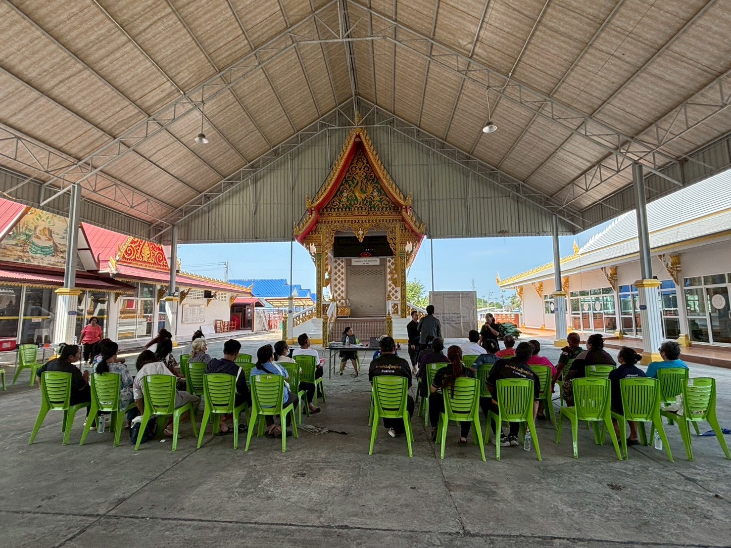 อำเภอเมืองลพบุรี โดยสำนักงานพัฒนาชุมชนอำเภอเมืองลพบุรี ร่วมโครงการประชุมเชิงปฏิบัติการส่งเสริมการมีส่วนร่วมของผู้แทนภาคประชาชน