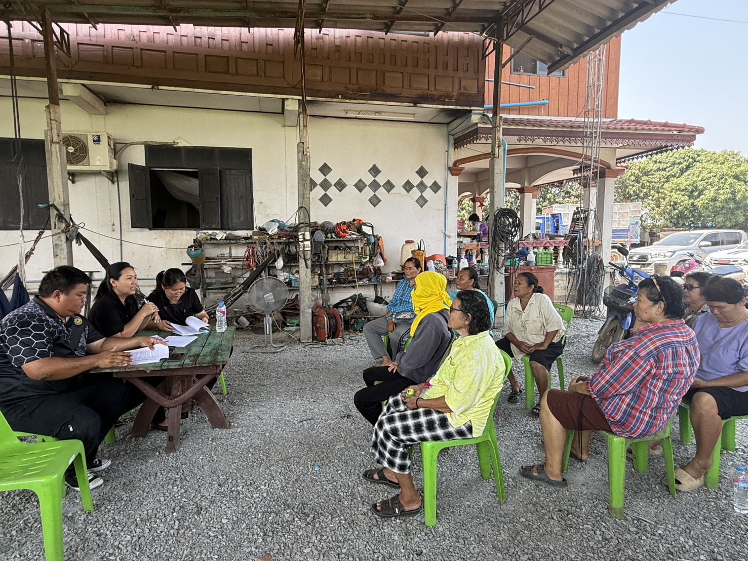 อำเภอเมืองลพบุรี โดยสำนักงานพัฒนาชุมชนอำเภอเมืองลพบุรี สนับสนุนและติดตามการดำเนินงานกลุ่มออมทรัพย์เพื่อการผลิต