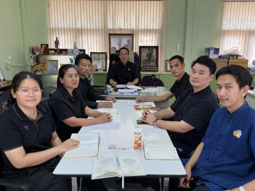 อำเภอเมืองลพบุรี โดยสำนักงานพัฒนาชุมชนอำเภอเมืองลพบุรี ประชุมสำนักงานฯ ประจำเดือนมีนาคม 2569